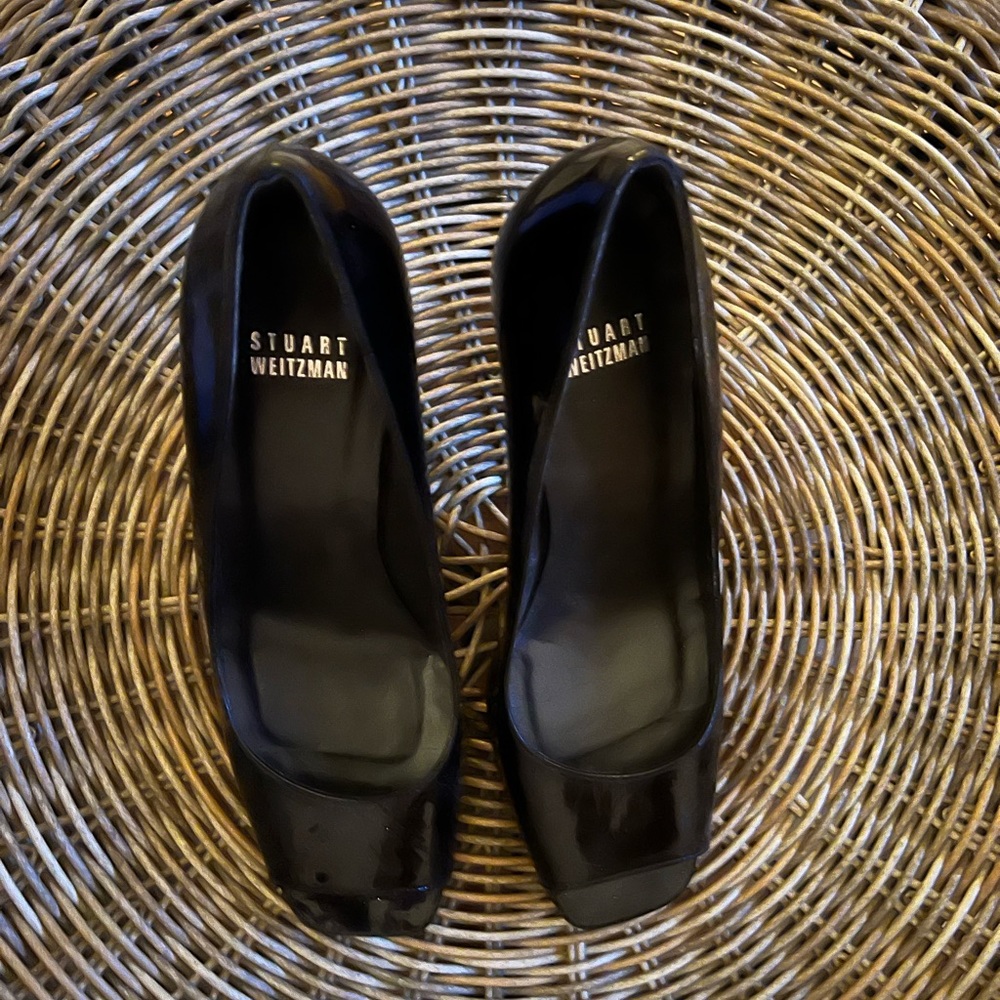 Stuart Weitzman Peep toe heel.